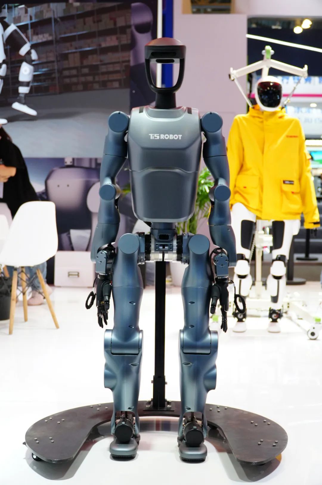 Ti5 ROBOT T140