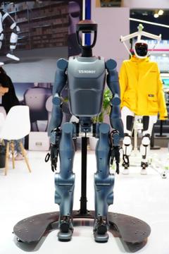 Ti5 ROBOT T140